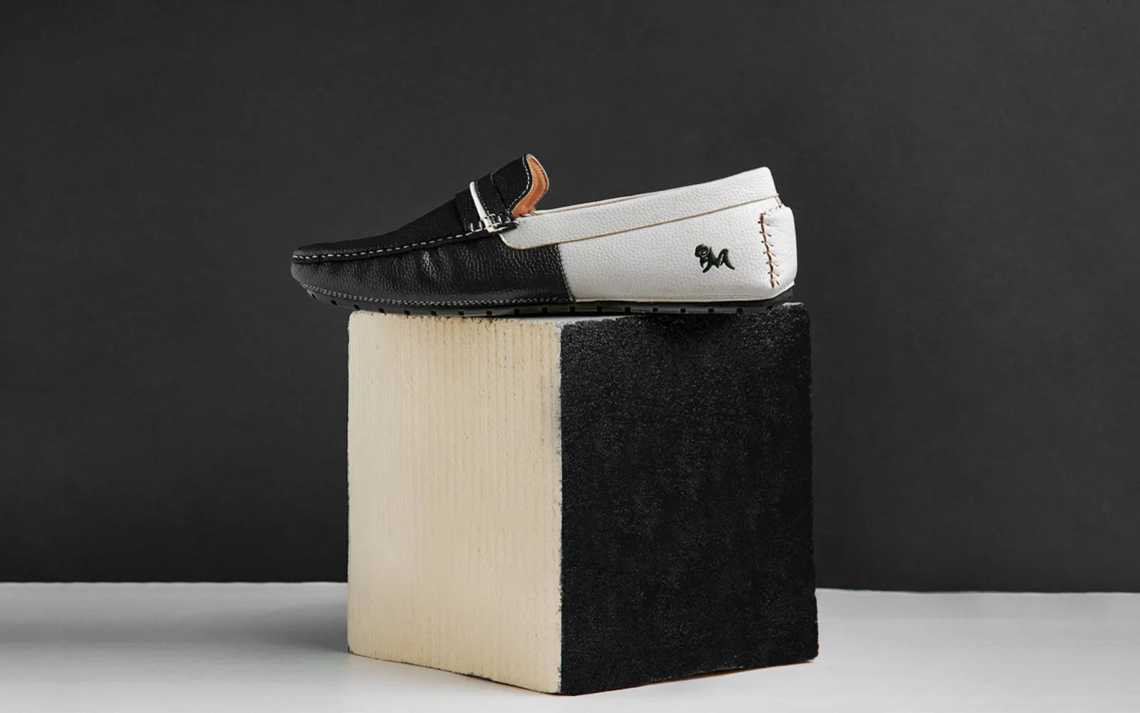 Color Block Loafers : White-Black