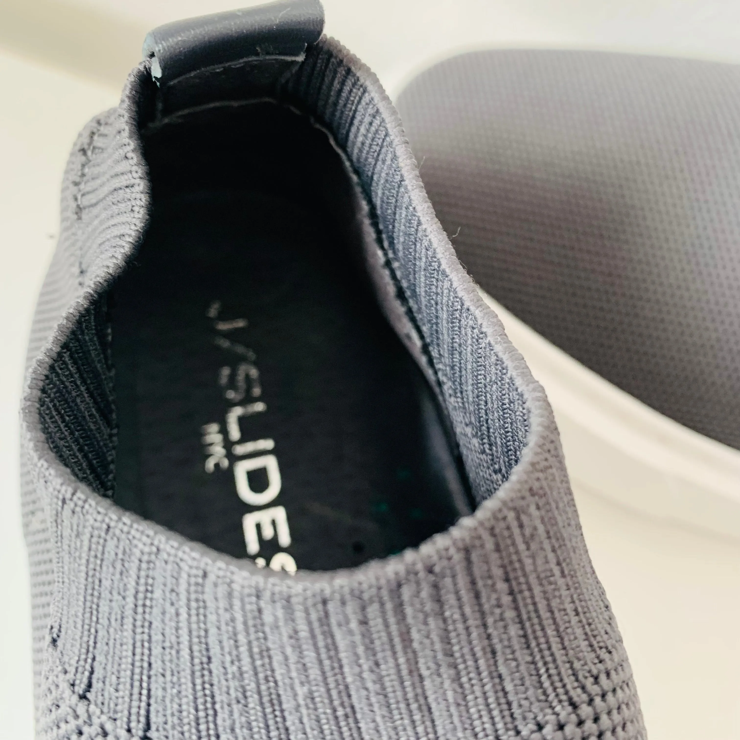 J/Slides Slate Grey Slip On Sneaker New in Box Size 6.5