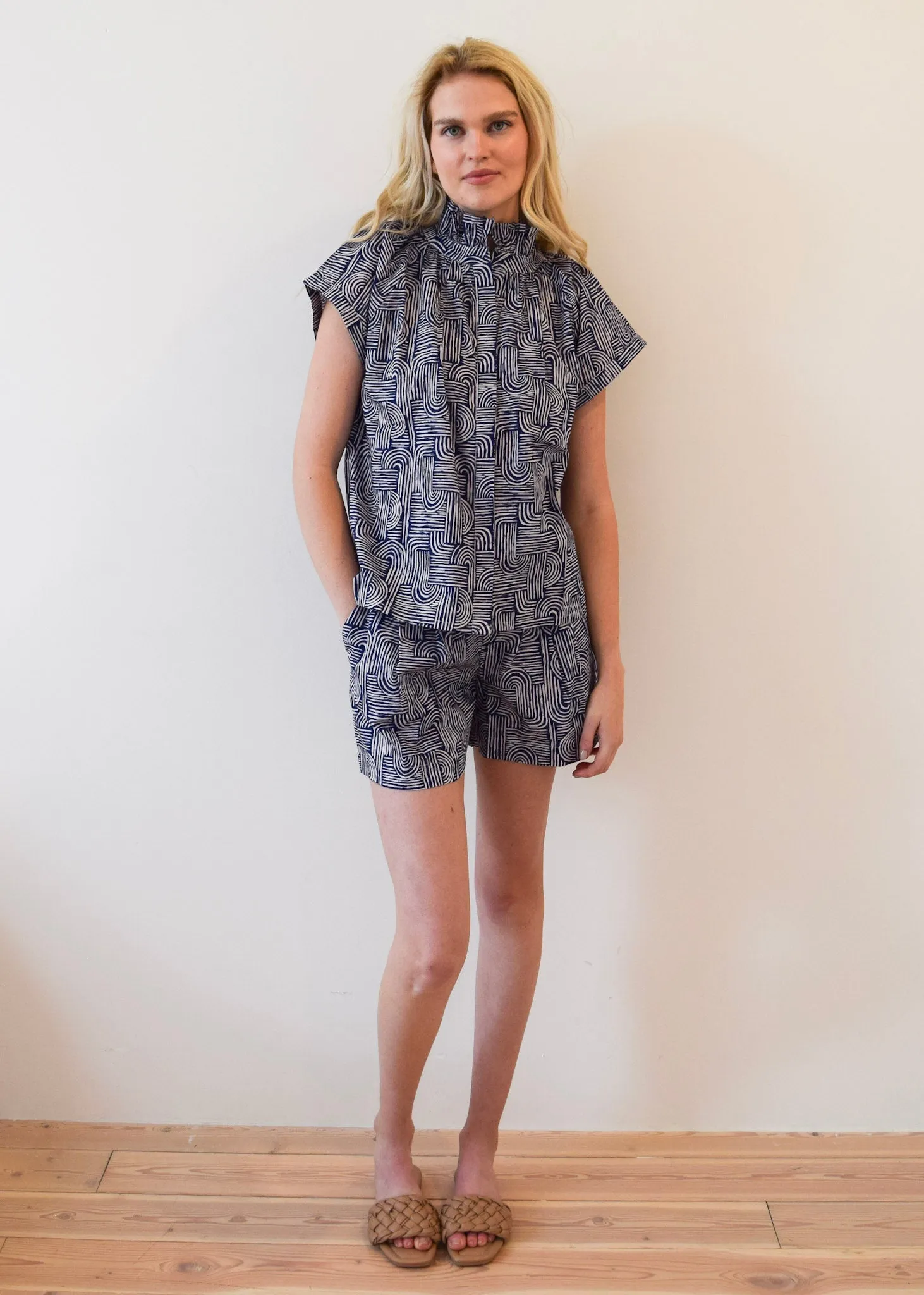 Willa Shorts Navy Swirl